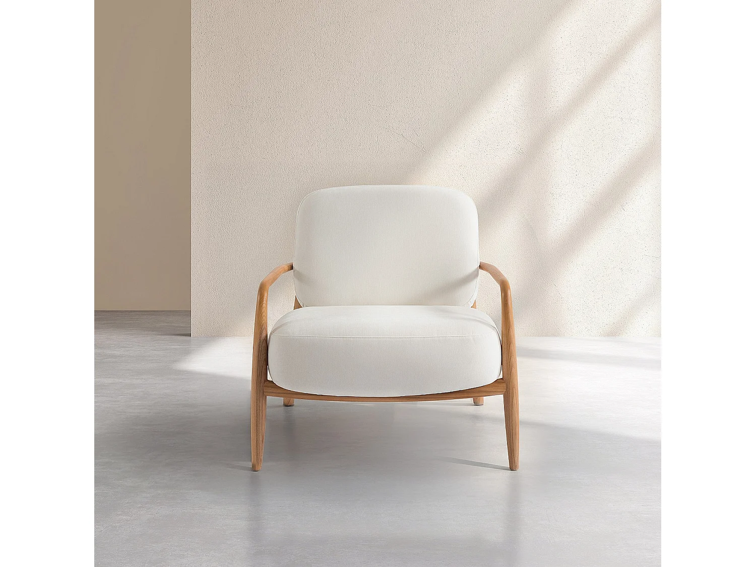 Habitat - Fauteuil en tissu et bois massif - Écru - Velika