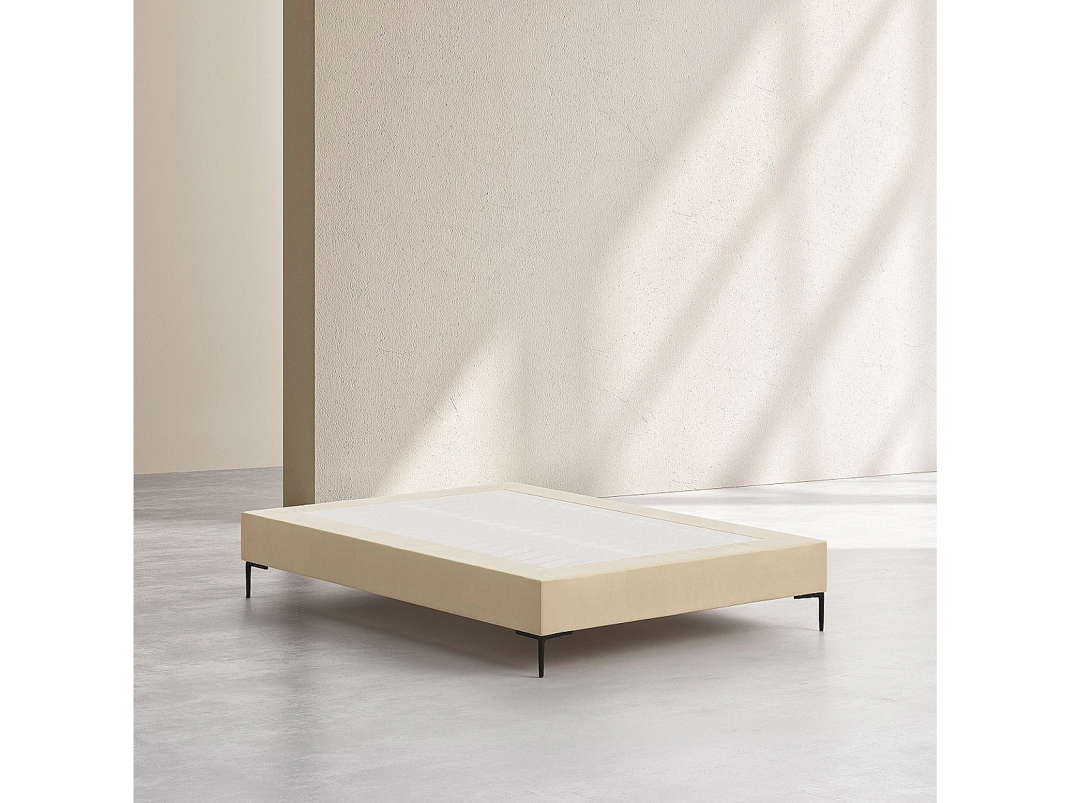 Sommier tapissier à lattes en tissu - 140 x 200 cm - Crème