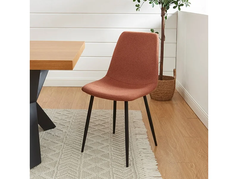 Lot de 4 chaises ESTELLE tissu bordeaux pieds métal noir