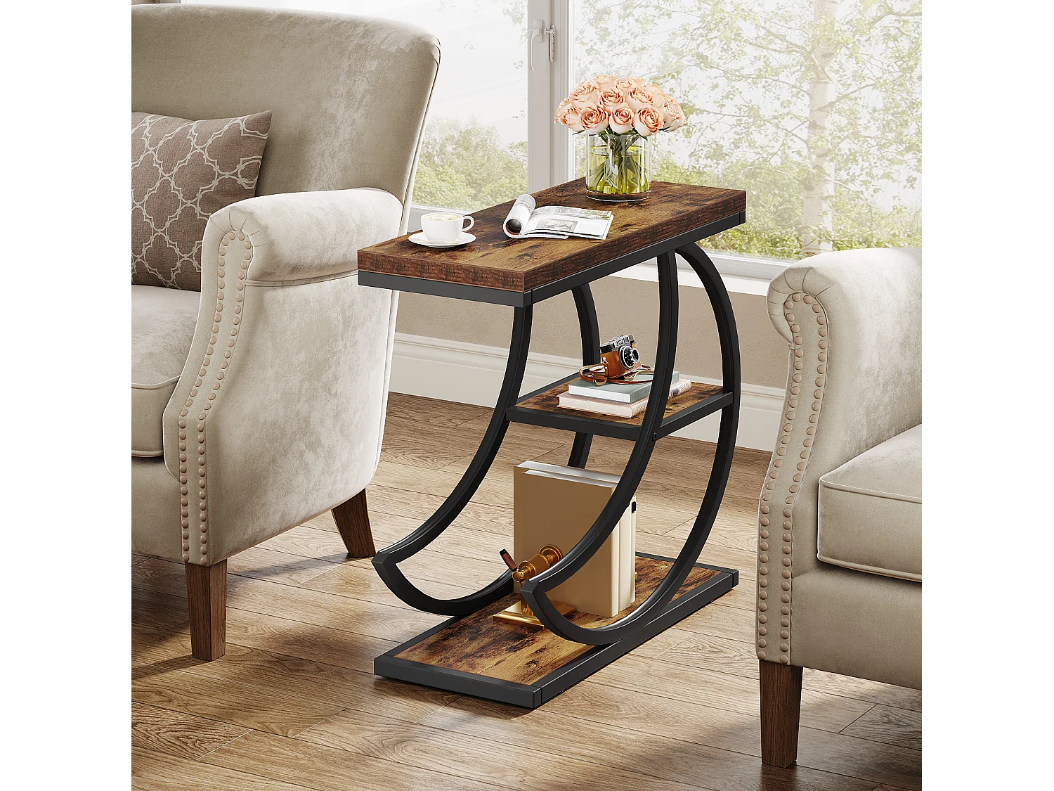 Mesa Lateral de 3 Camadas, Mesas Laterais Industriais com 3 Prateleiras de Armazenamento, Mesa Lateral de Sofá com Moldura de Metal em Meia Lua Crescente