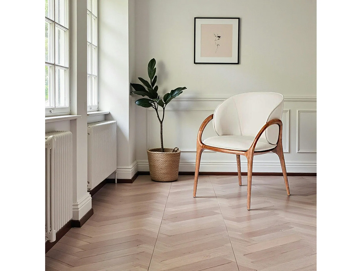 Chaise en cuir gris clair dos rond accoudoirs bois brun ALDER