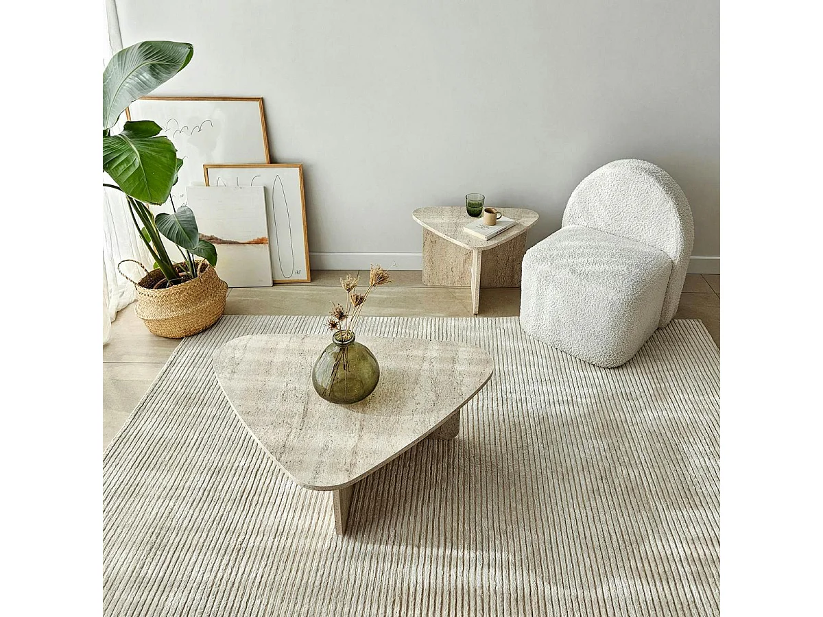 Table basse effet travertin, triangle organique (x2) MARFA