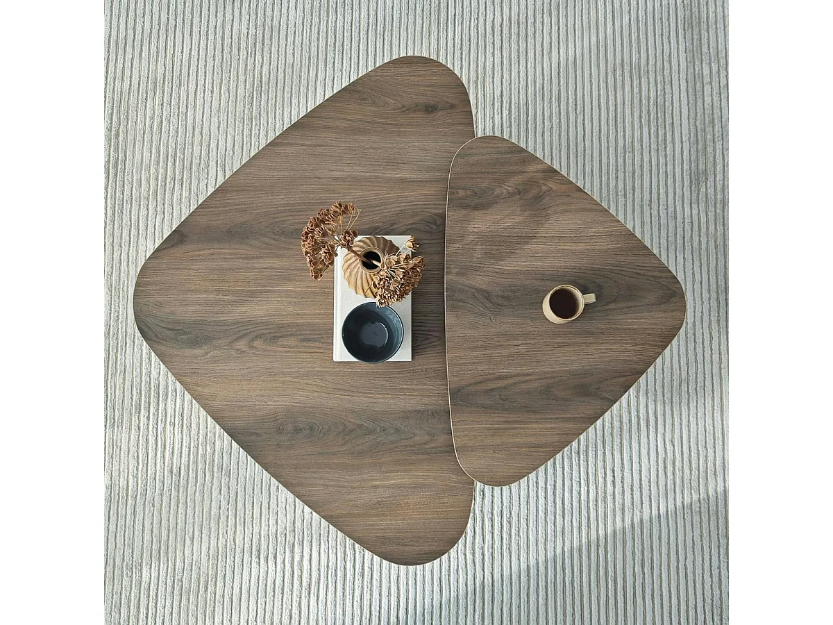 Table basse effet noyer, triangle organique (x2) MARFA