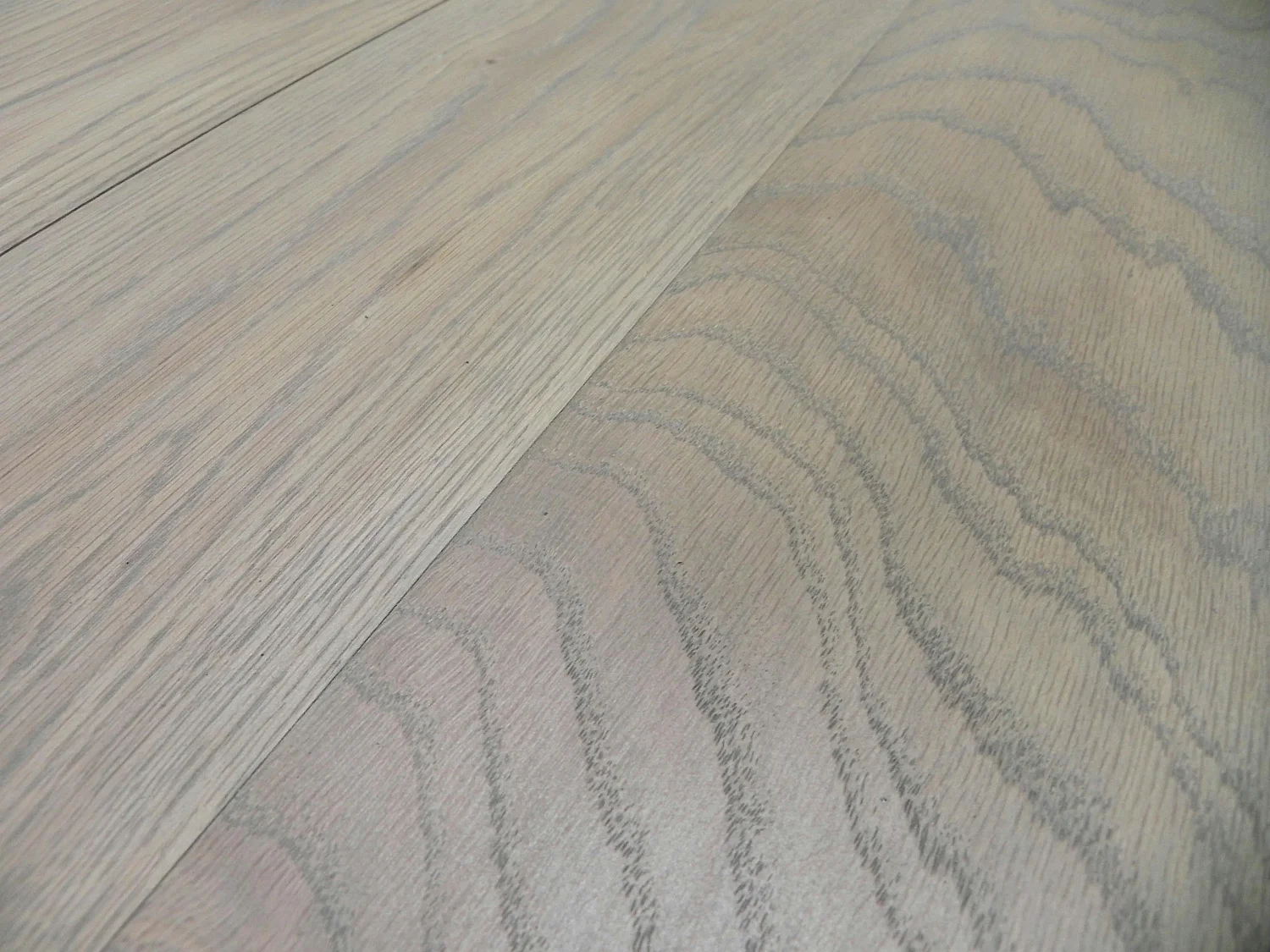 Table d'appoint Bout de Canapé chêne massif métal SOOMAA