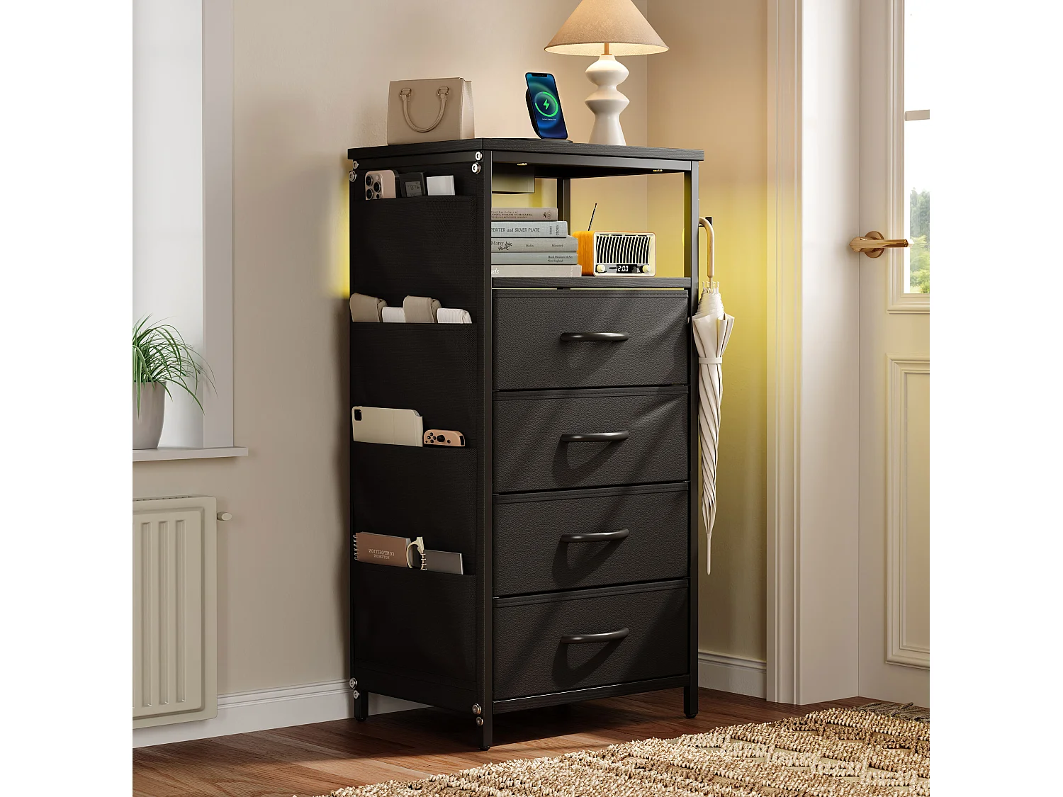 Commode à 4 tiroirs en tissu et 4 poches latérales - table de chevet avec port USB et éclairage LED - meuble à tiroirs avec 2 crochets - noir