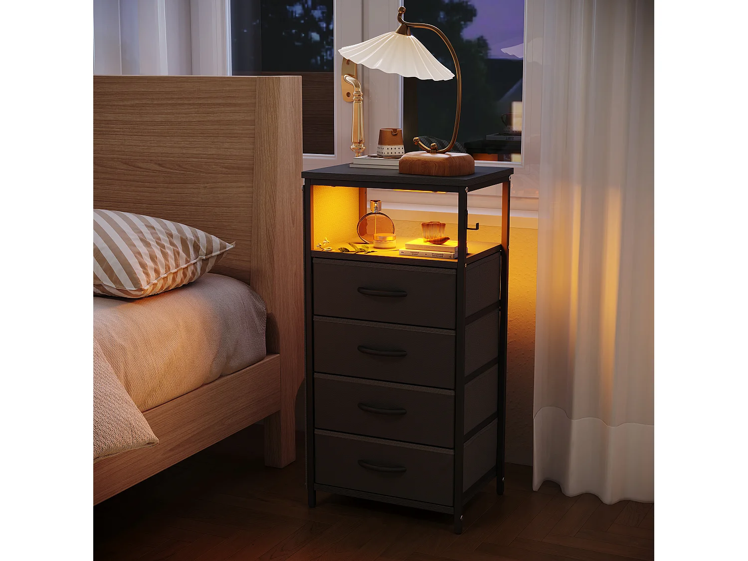 Commode à 4 tiroirs en tissu et 4 poches latérales - table de chevet avec port USB et éclairage LED - meuble à tiroirs avec 2 crochets - noir