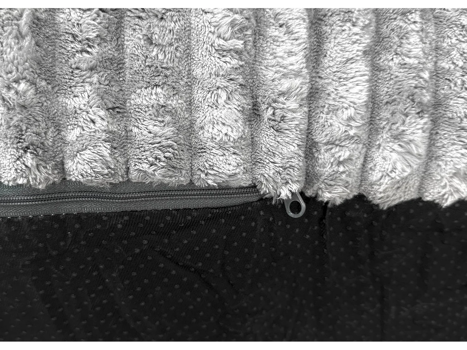 Puff Sillon 1 Plaza en Terciopelo, Gris