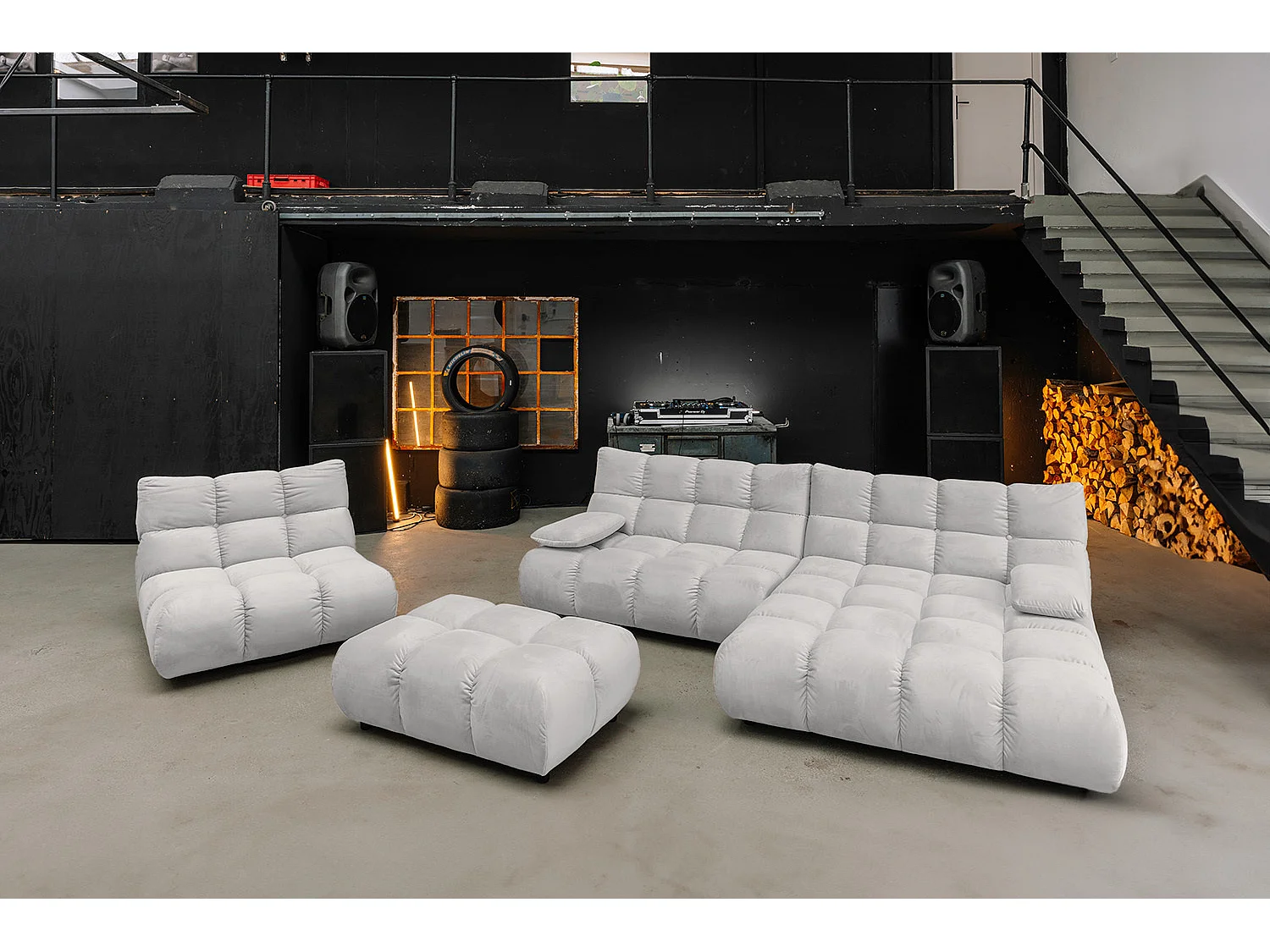 Polsterhocker - Silber Velvet - VIVIEN