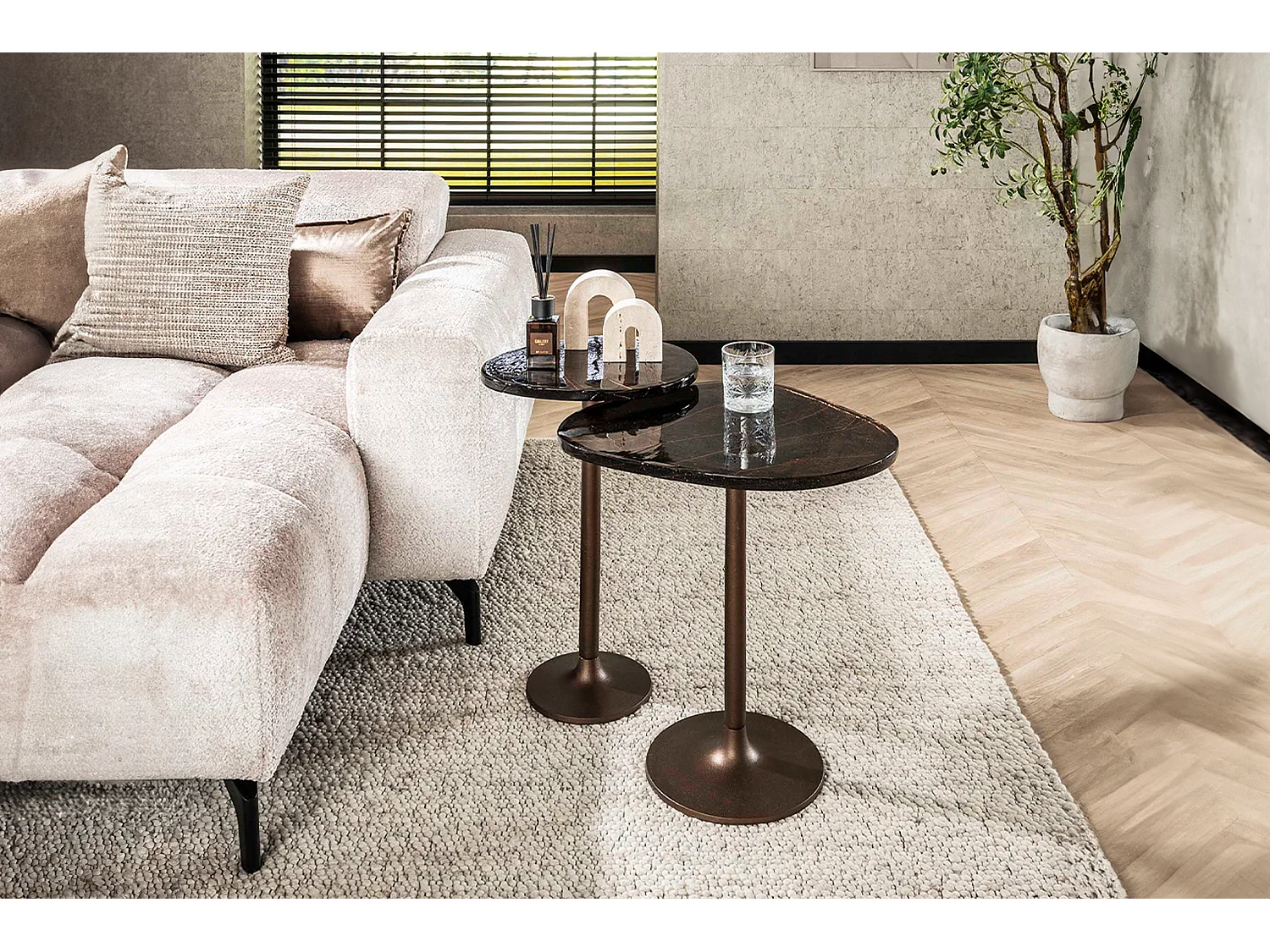 Beistelltisch - Braun Glas - 38 x 33 cm - DARI