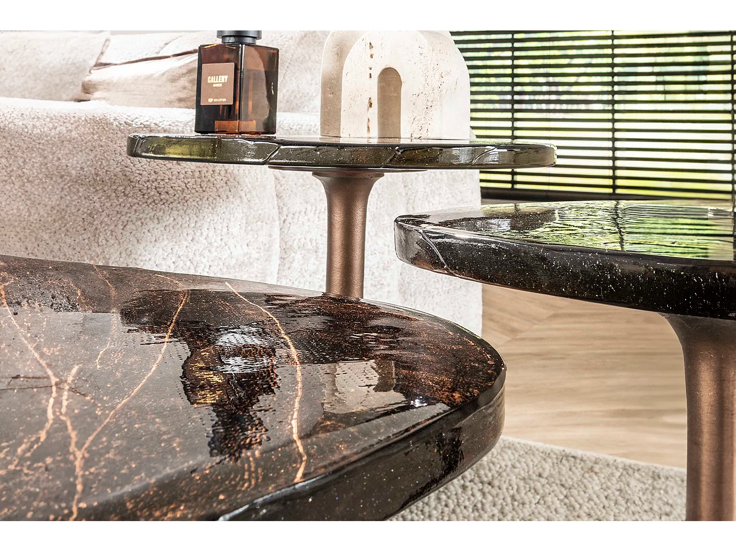 Beistelltisch - Braun Glas - 38 x 33 cm - DARI