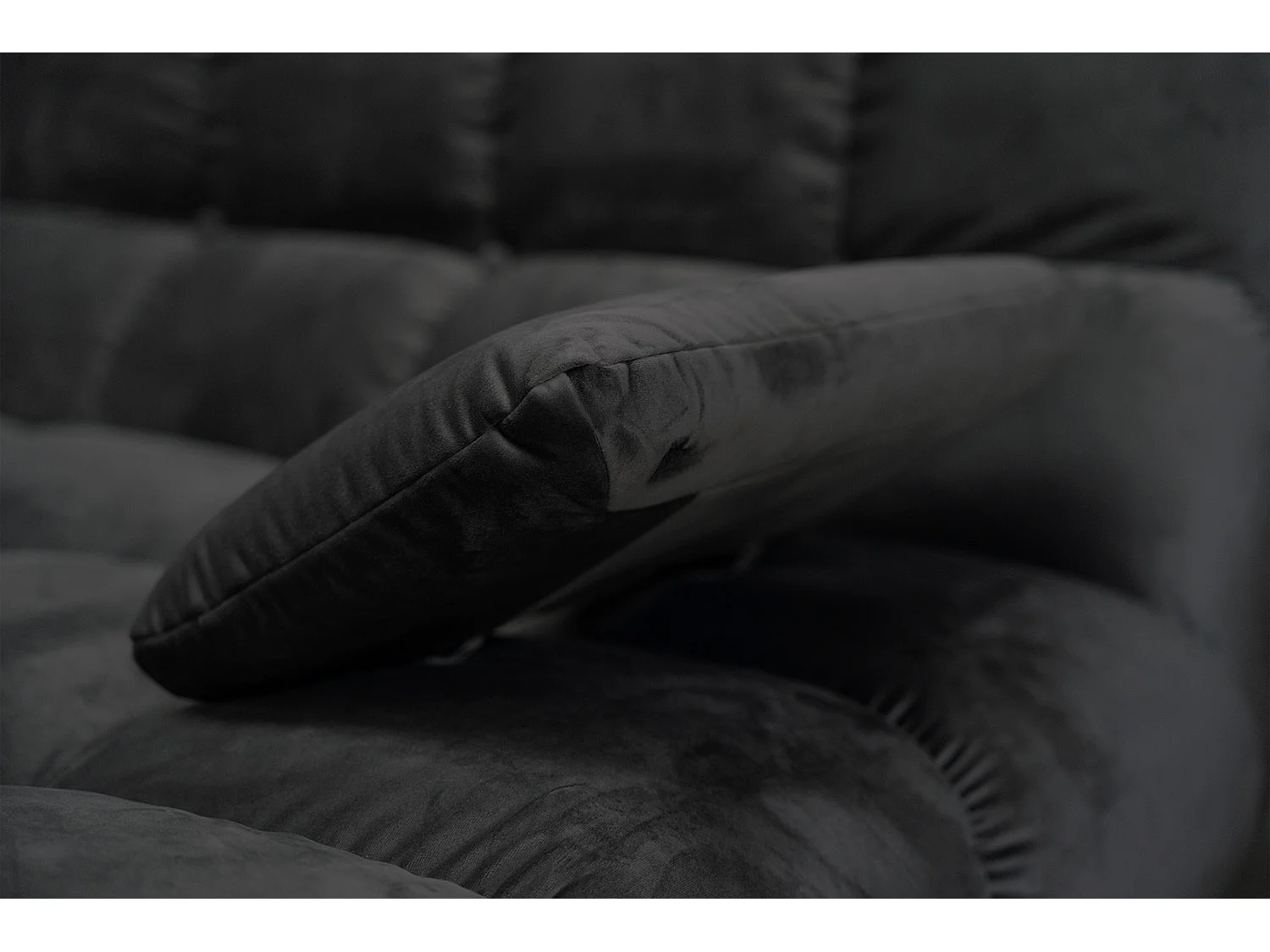 Sofá extra ancho - Negro terciopelo - VIVIEN