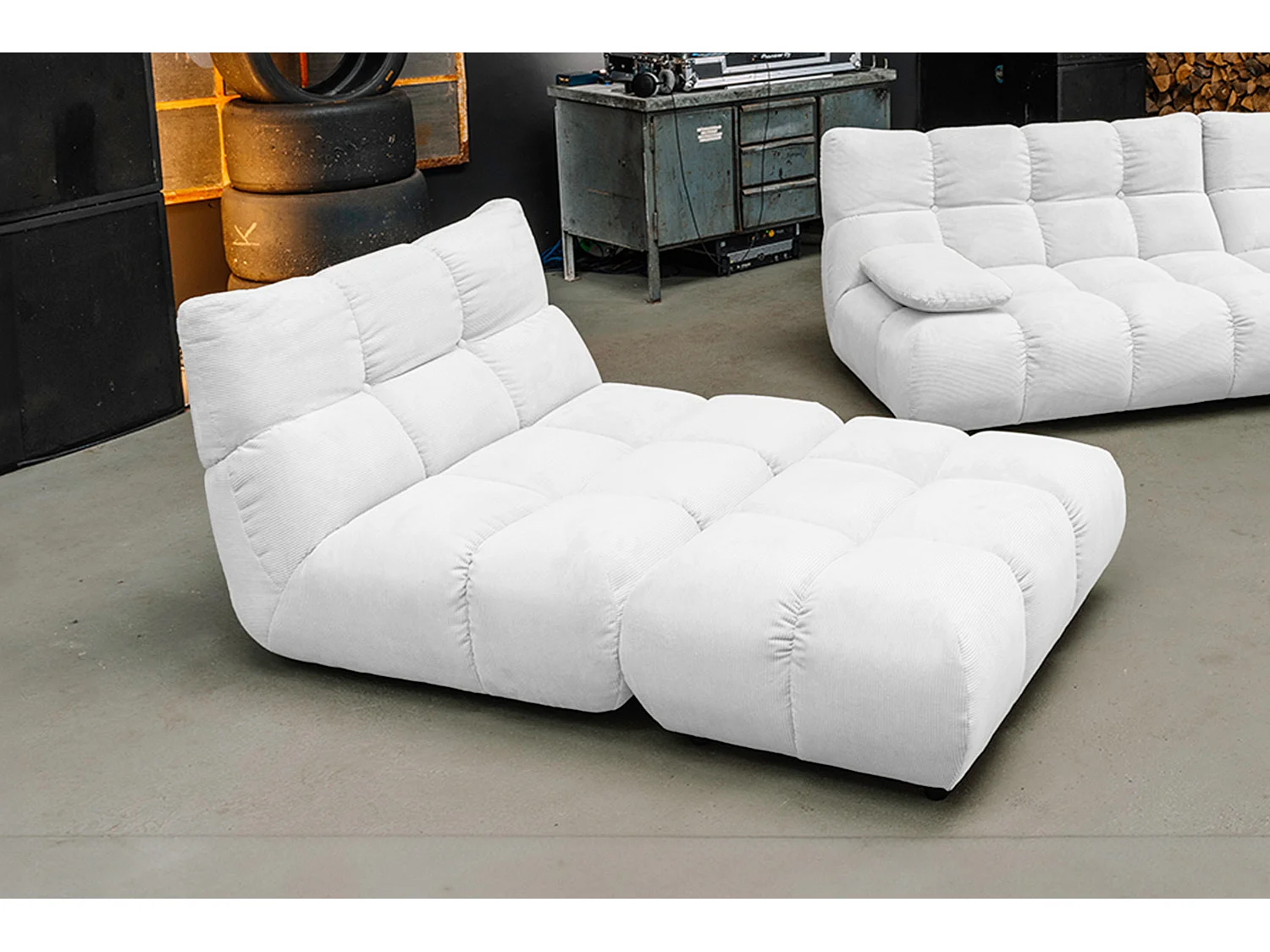 Drehsessel - Weiß Cord - VIVIEN