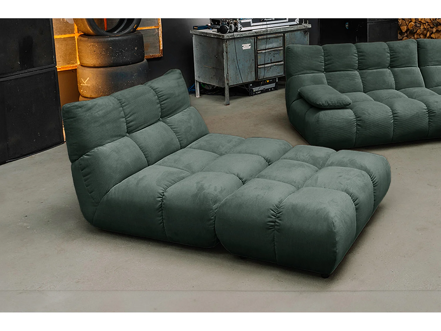 Drehsessel - Smaragdgrün Cord - VIVIEN