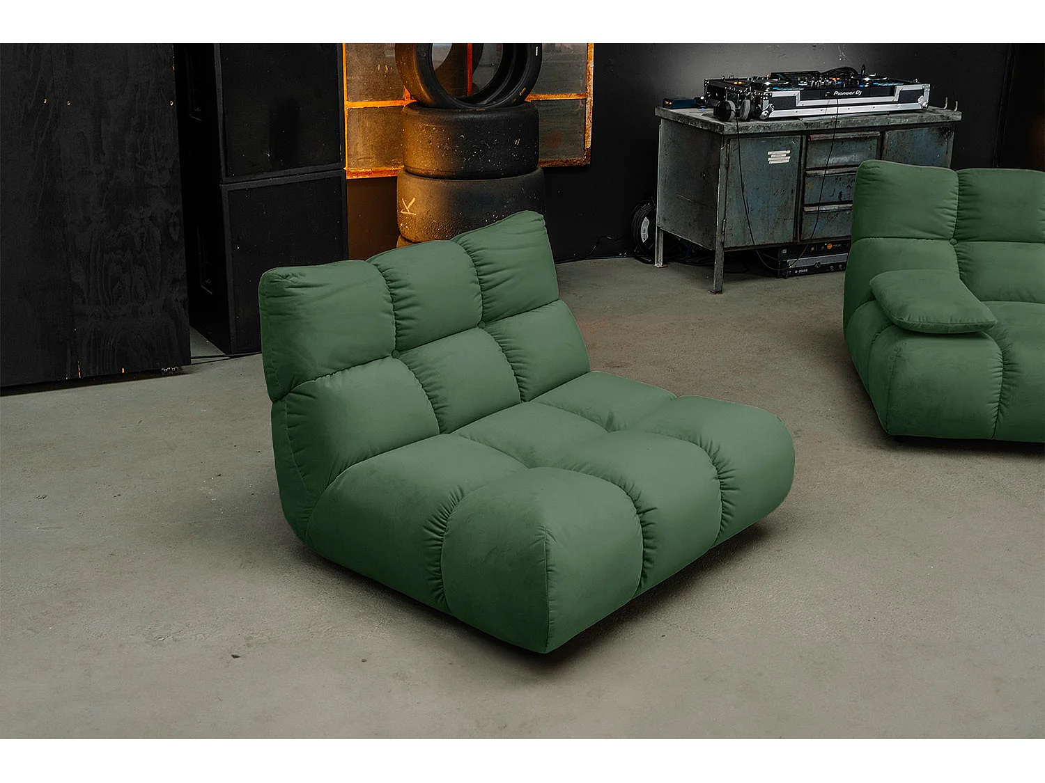 Poltrona girevole - verde smeraldo velluto - VIVIEN