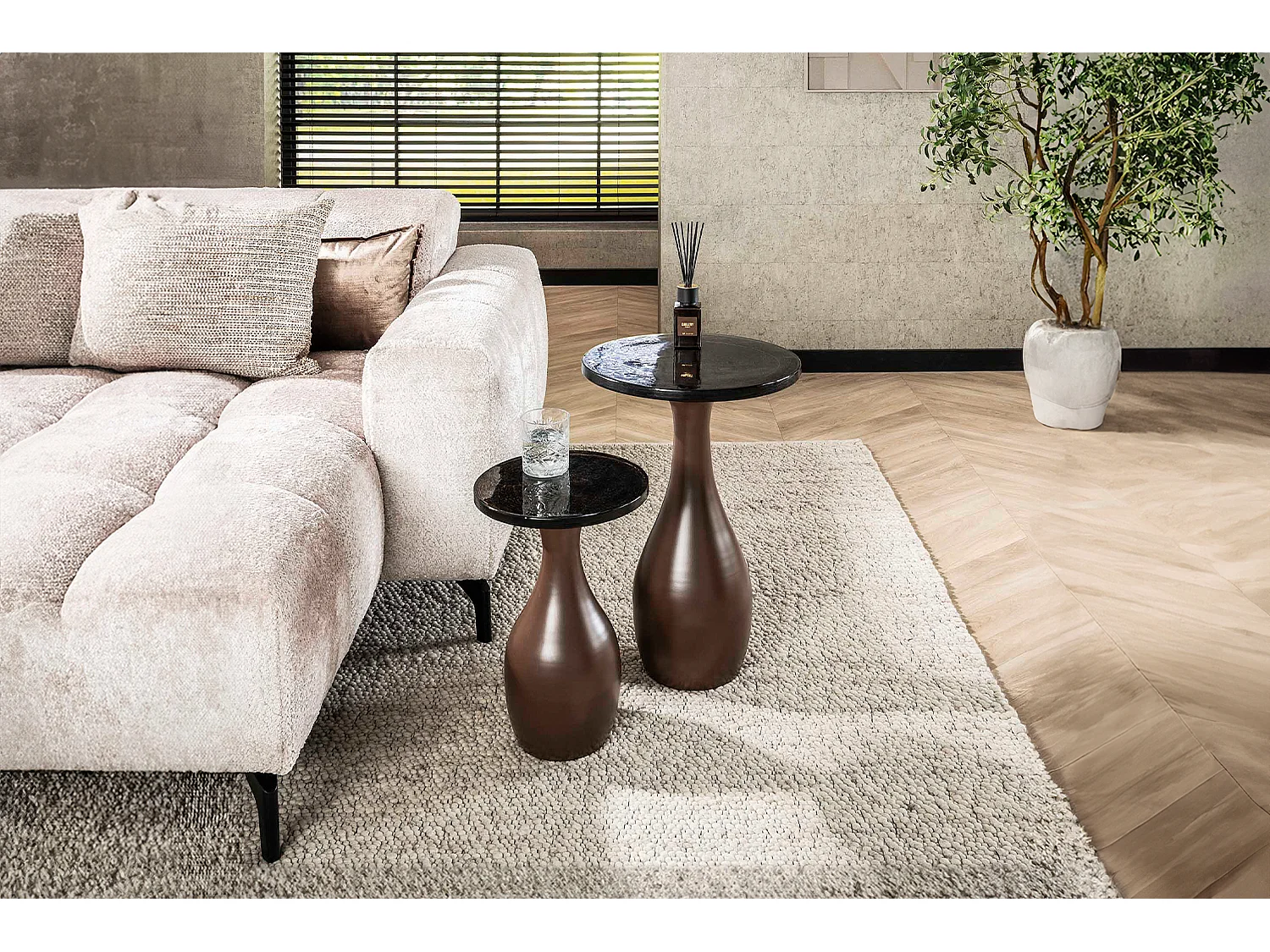 Beistelltisch - Braun Glas - 30 x 30 cm - MOKKA