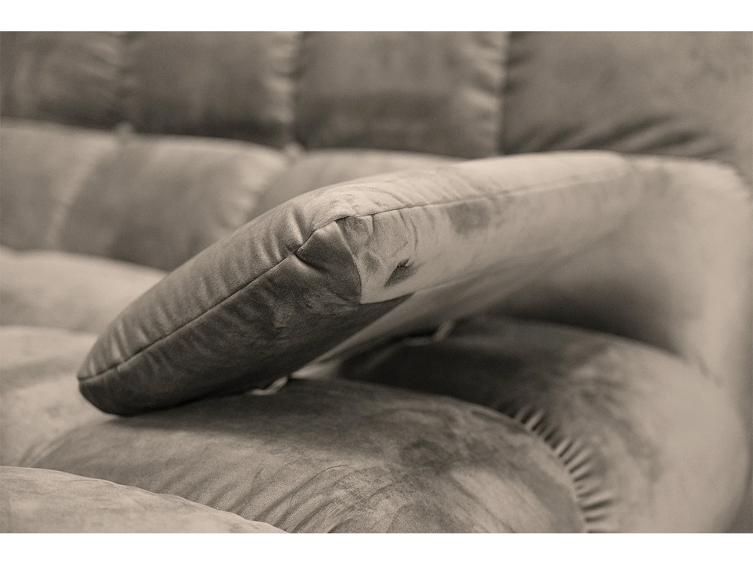 Sofá extra ancho - marrón terciopelo - VIVIEN