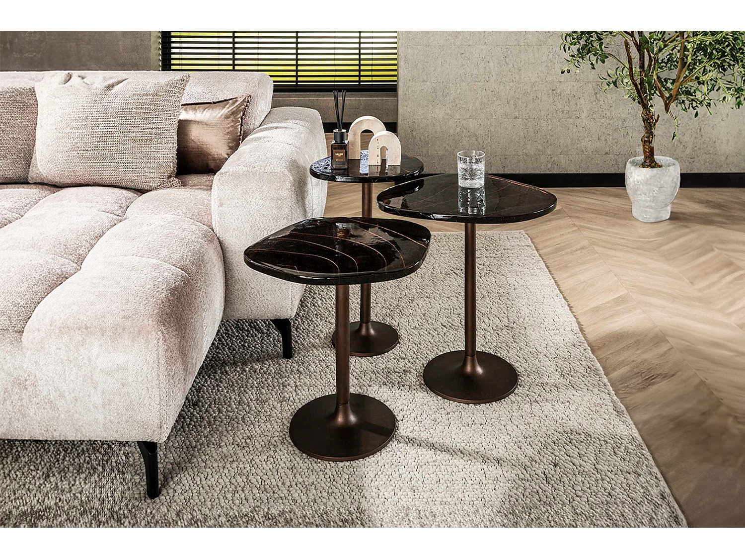 Beistelltisch - Braun Glas - 53 x 42 cm - DARI