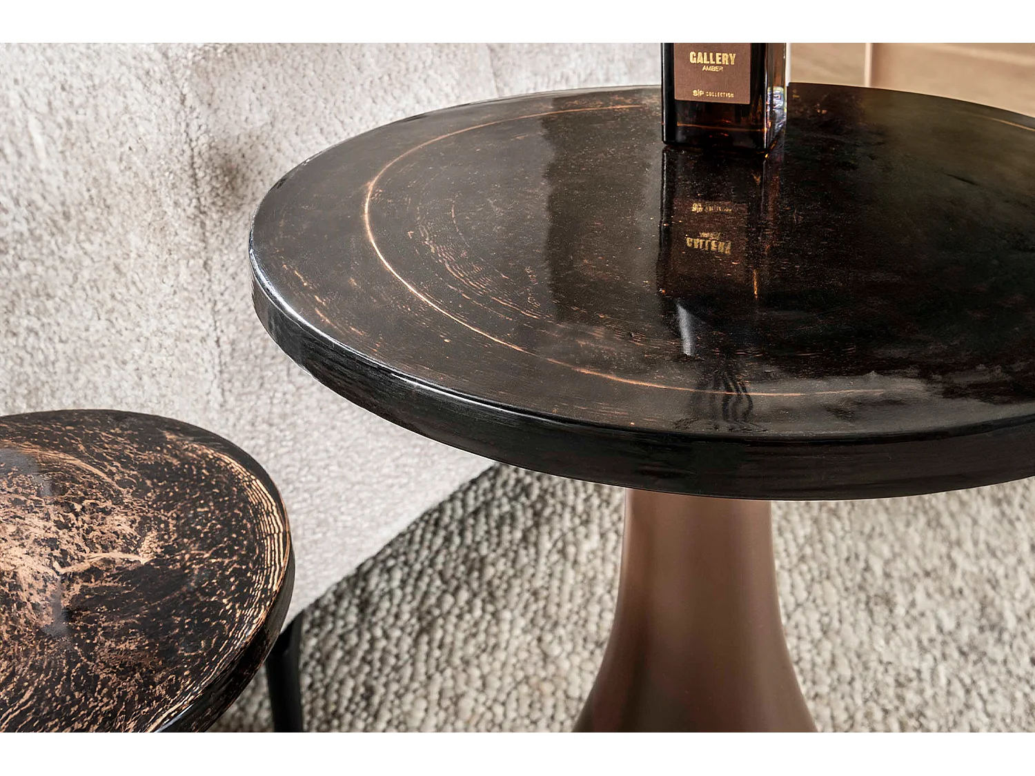 Beistelltisch - Braun Glas - 40 x 40 cm - MOKKA