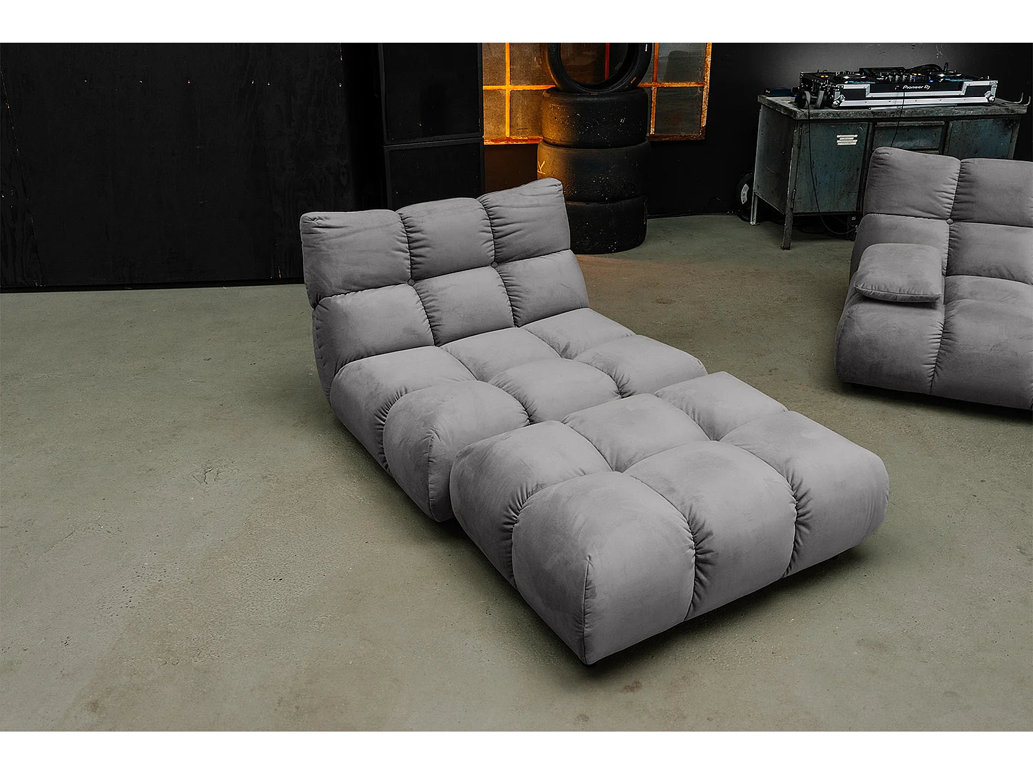 Poltrona girevole - grigio pietra velluto - VIVIEN