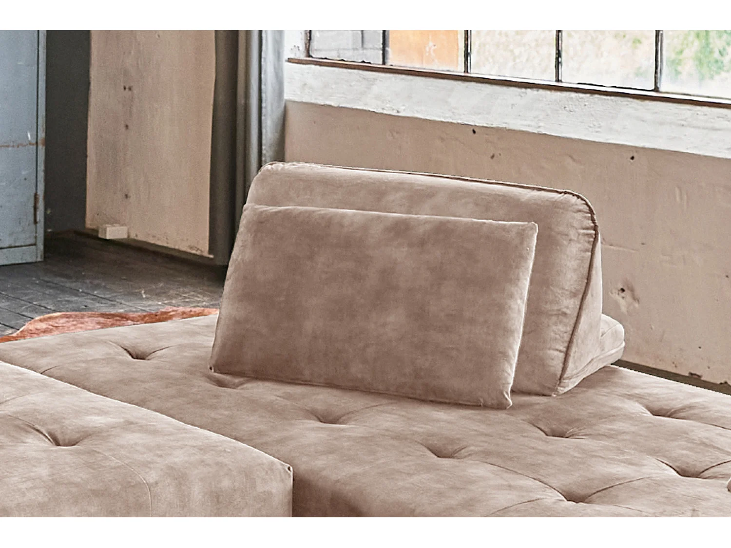 Rugkussen - Taupe Fluweel - WIOLO