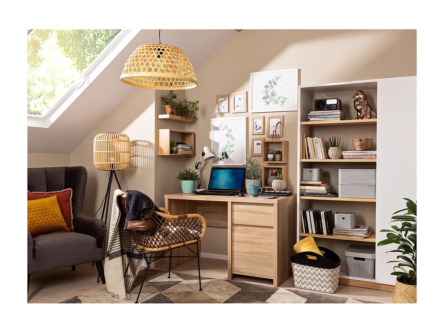 Bureau avec rangement 1 porte et 1 tiroir, coloris chêne Sonoma - Longueur 120 x Largeur 65 x Hauteur 77 cm