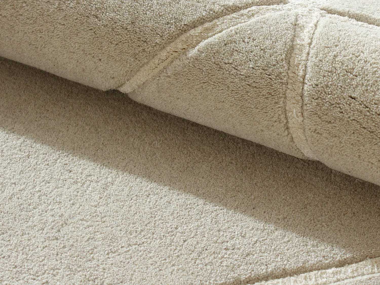 Tapis tufté en relief en laine et viscose - 200 x 290 cm - Beige - 2500g/m² - OSMERA