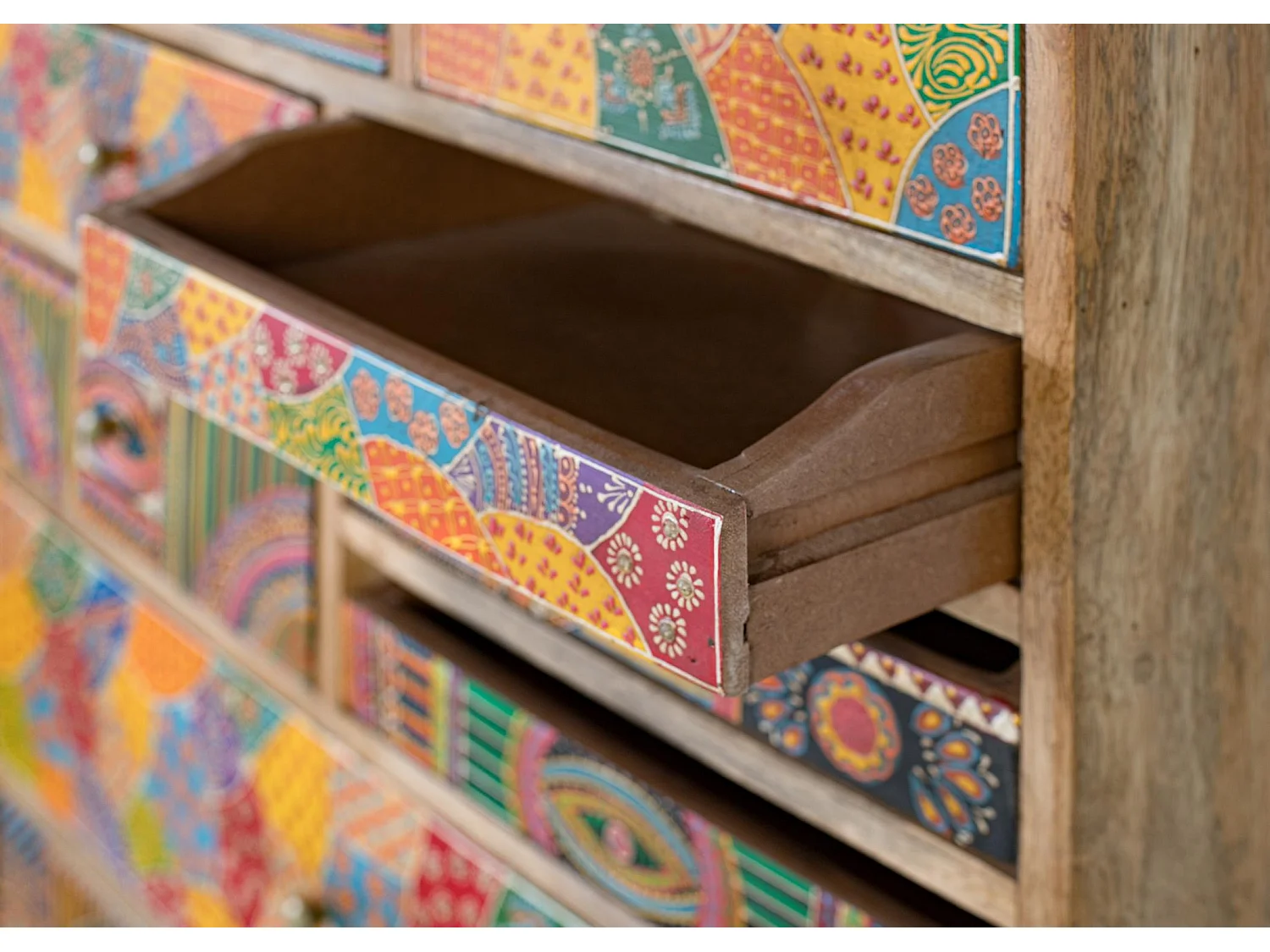 Hohes Sideboard aus massivem Mangoholz 90 cm hoch