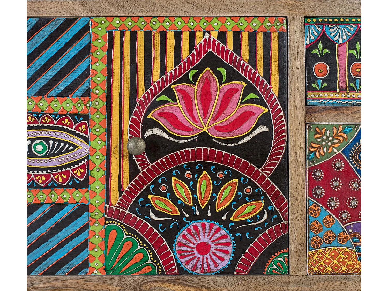 Konsolentisch aus massivem Mangoholz mit handbemalten Details