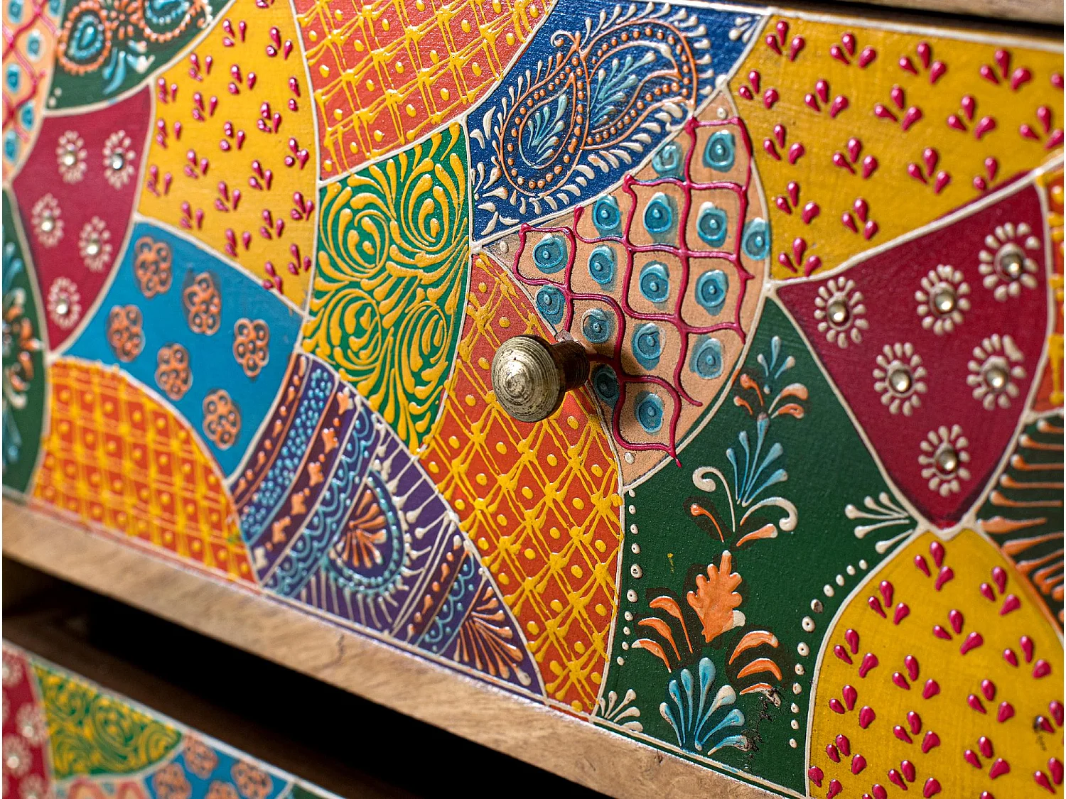 Kommode aus Mangoholz mit handbemalten Details 120 cm