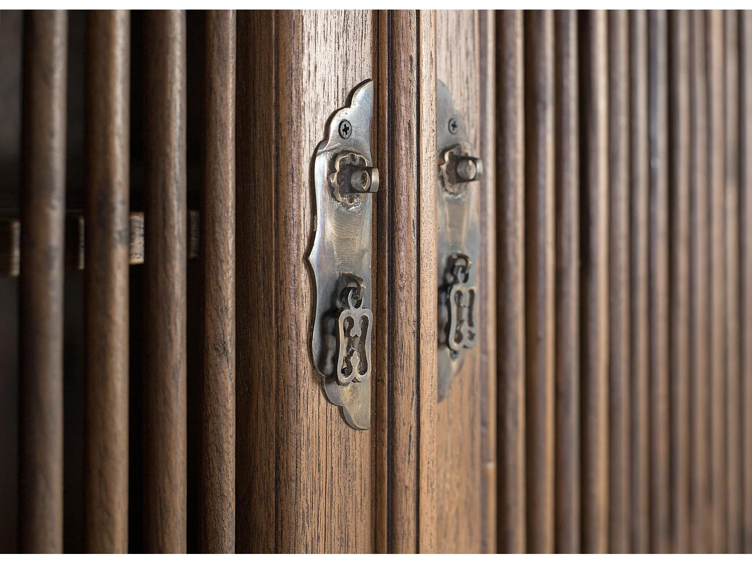 Armadio in legno massello di teak altezza 176 cm