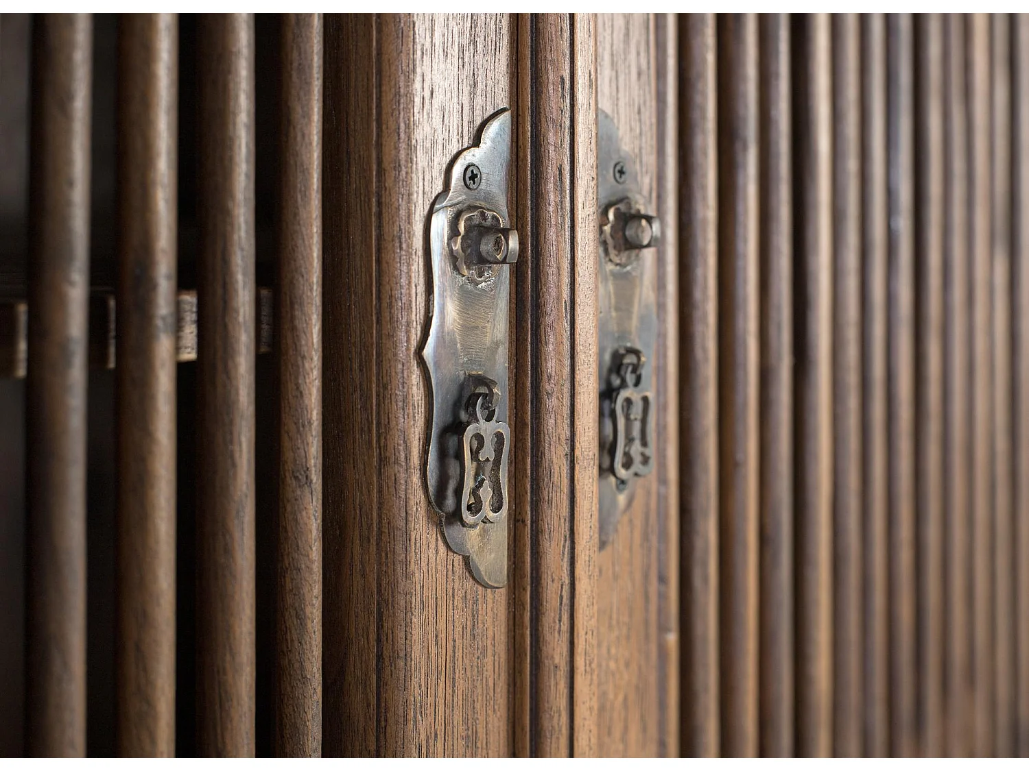 Armadio in legno massello di teak altezza 176 cm