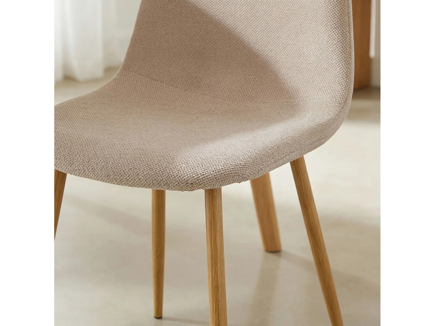 Lot de 4 chaises PUNTA de Salle à Manger, Assise en Tissu Beige, Design Scandinave pour Table à Manger
