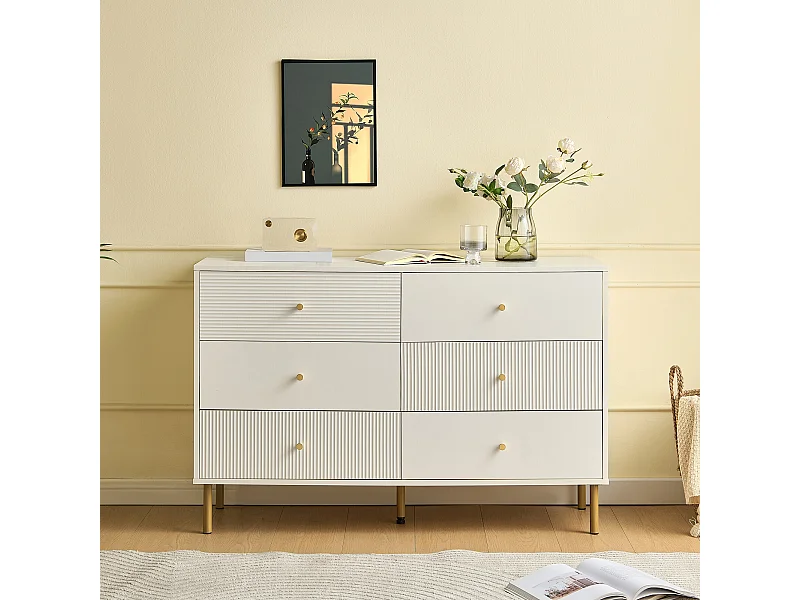 URBAN MEUBLE Buffet modern blanc à 6 tiroirs avec façades texturées et poignées dorées