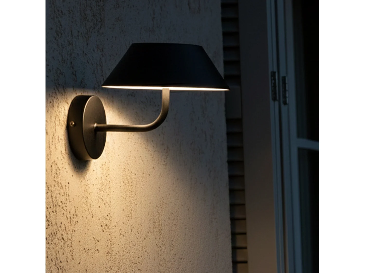 Applique murale solaire NERIO noir H19cm