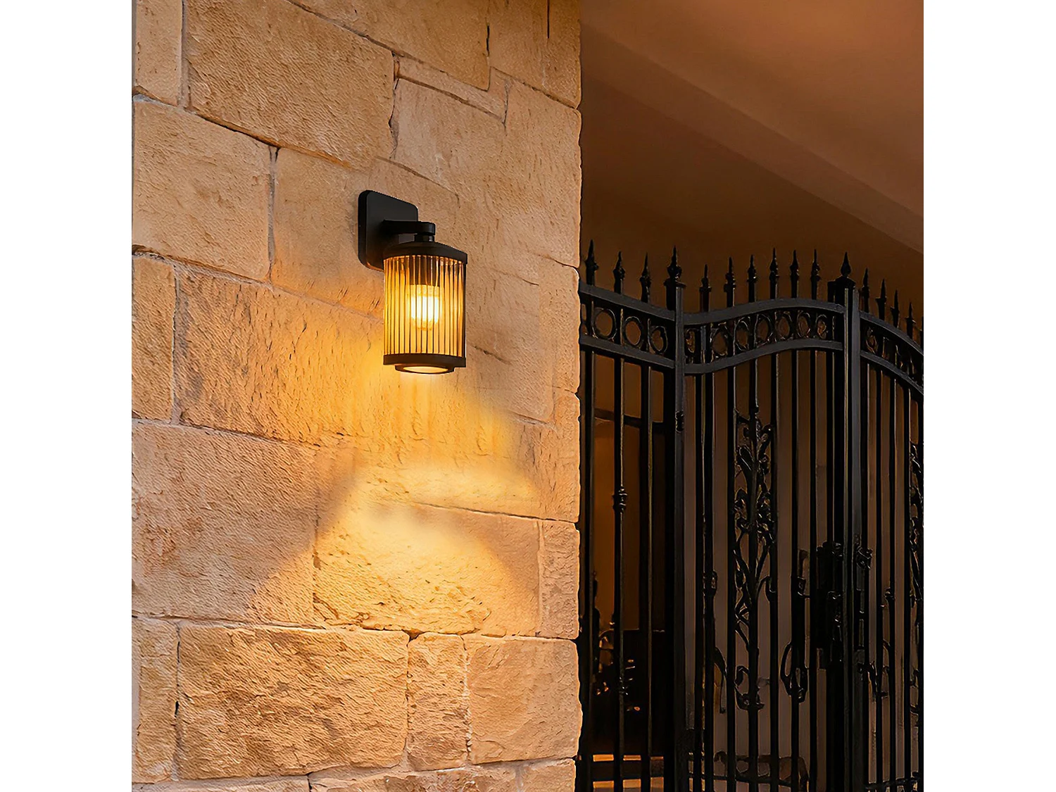 Applique murale d'extérieur VELADA noir E27 H29cm