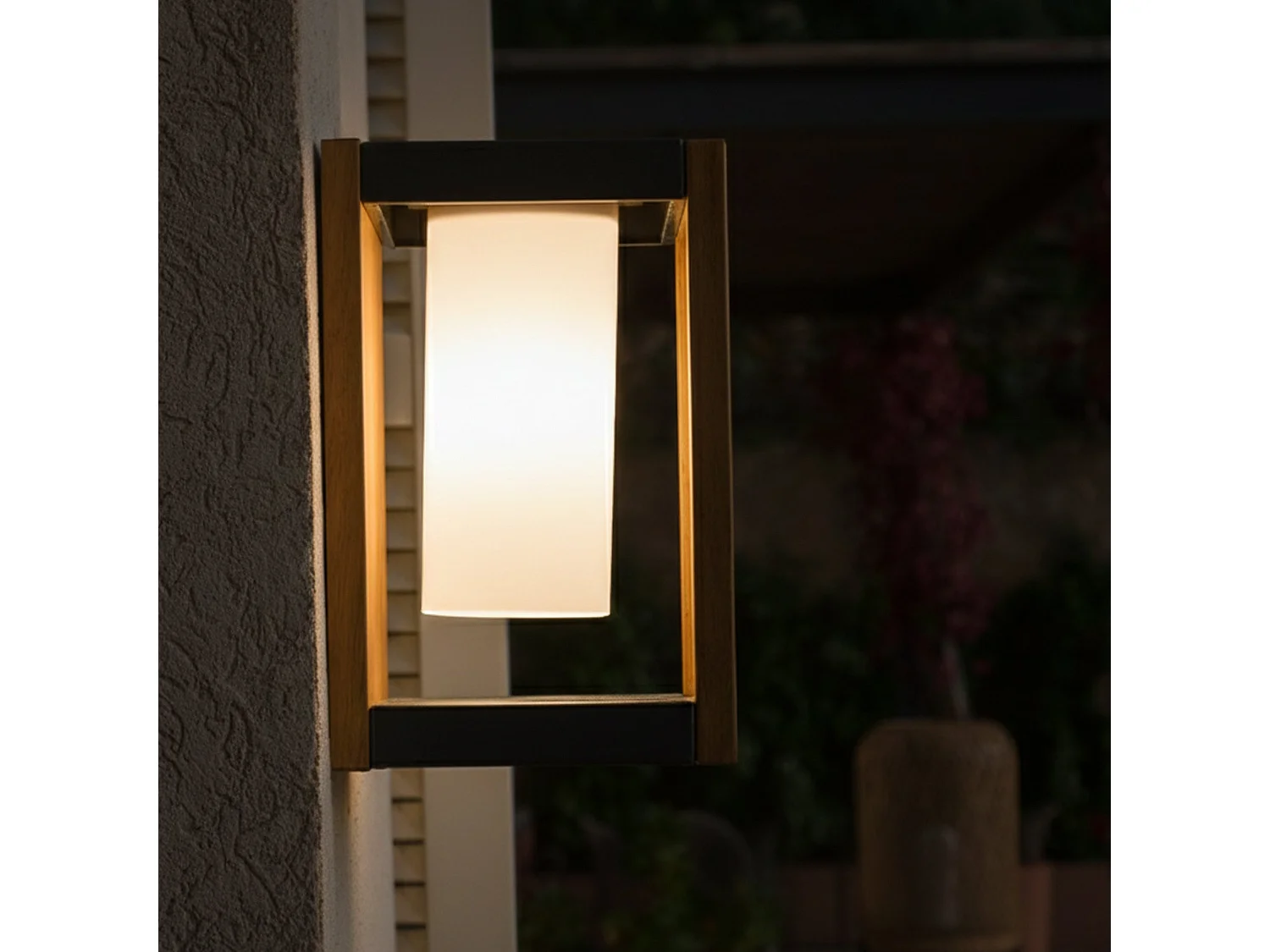 Applique murale solaire SERAPHINA couleur bois H31cm