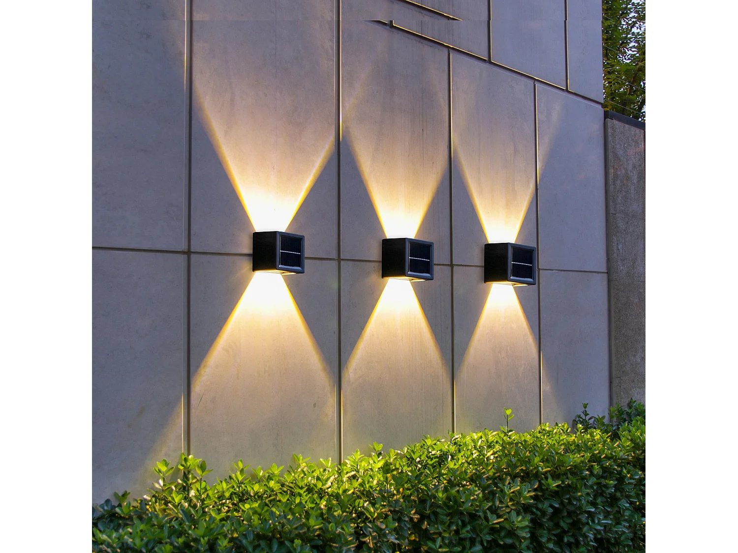 4 Appliques solaires DAXY H6cm