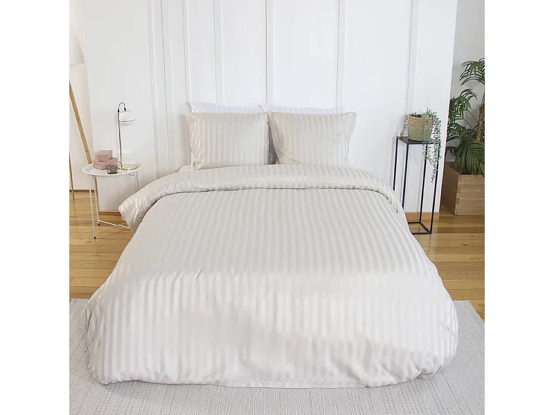 Ropa de cama de poliéster efecto satén con finas rayas beige, 2 plazas