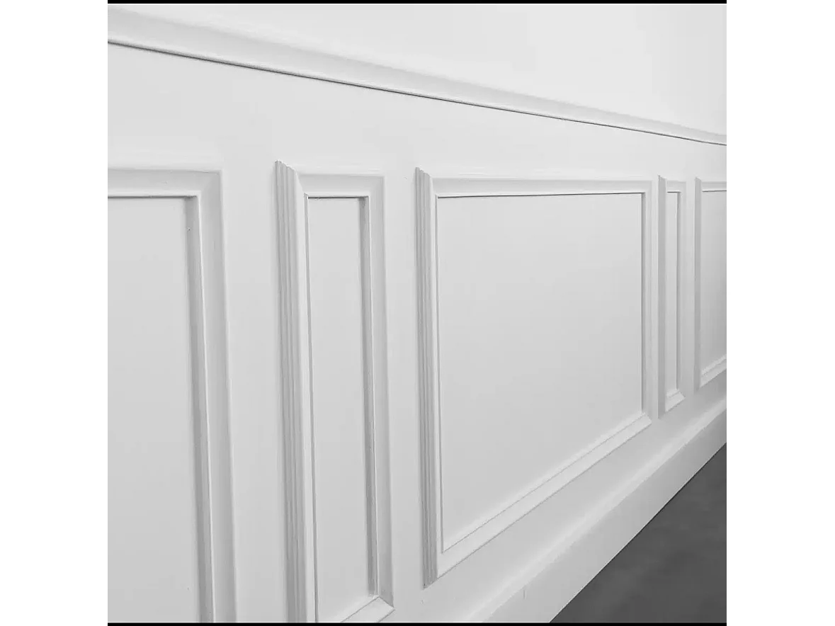Protocole Home - Moulure murale peignable en polymère blanc mat 2400 x 25 x 15 mm.