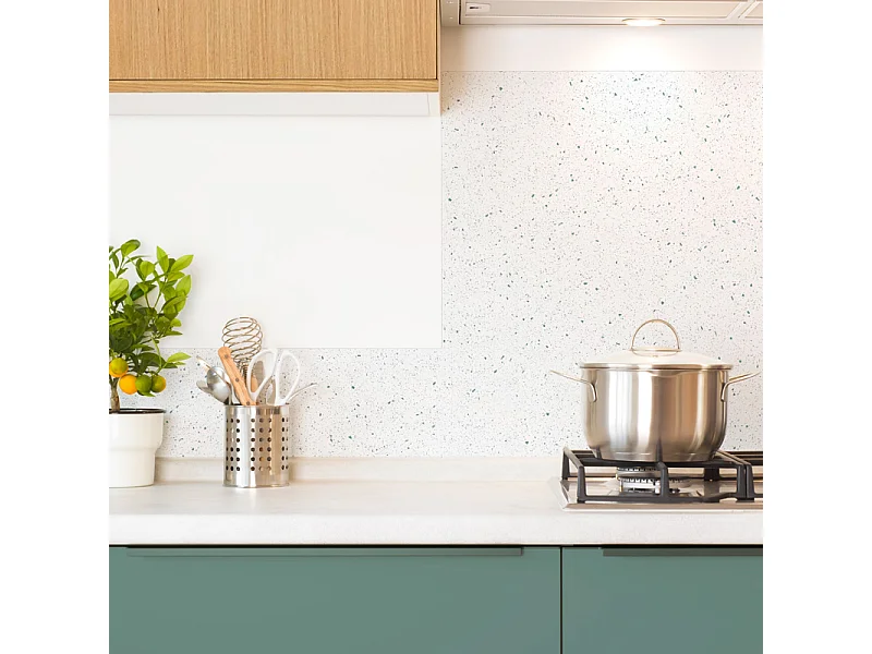 Crédence cuisine en aluminium - motif terrazzo blanc et vert - 300x20 cm (en 3 bandeaux)