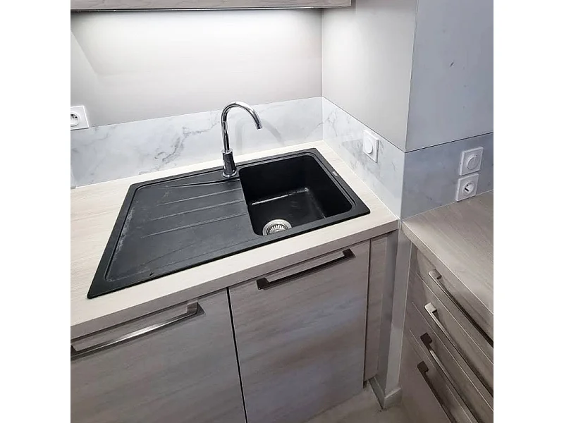 Crédence cuisine en aluminium - marbre blanc - 200x20 cm (en 2 bandeaux)