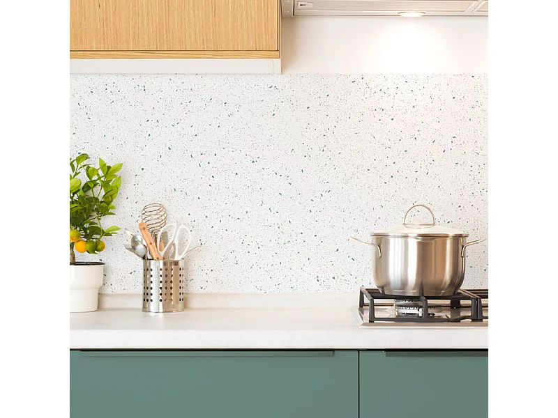 Crédence cuisine en aluminium - motif terrazzo blanc et vert - 240x50 cm (en 2 bandeaux)