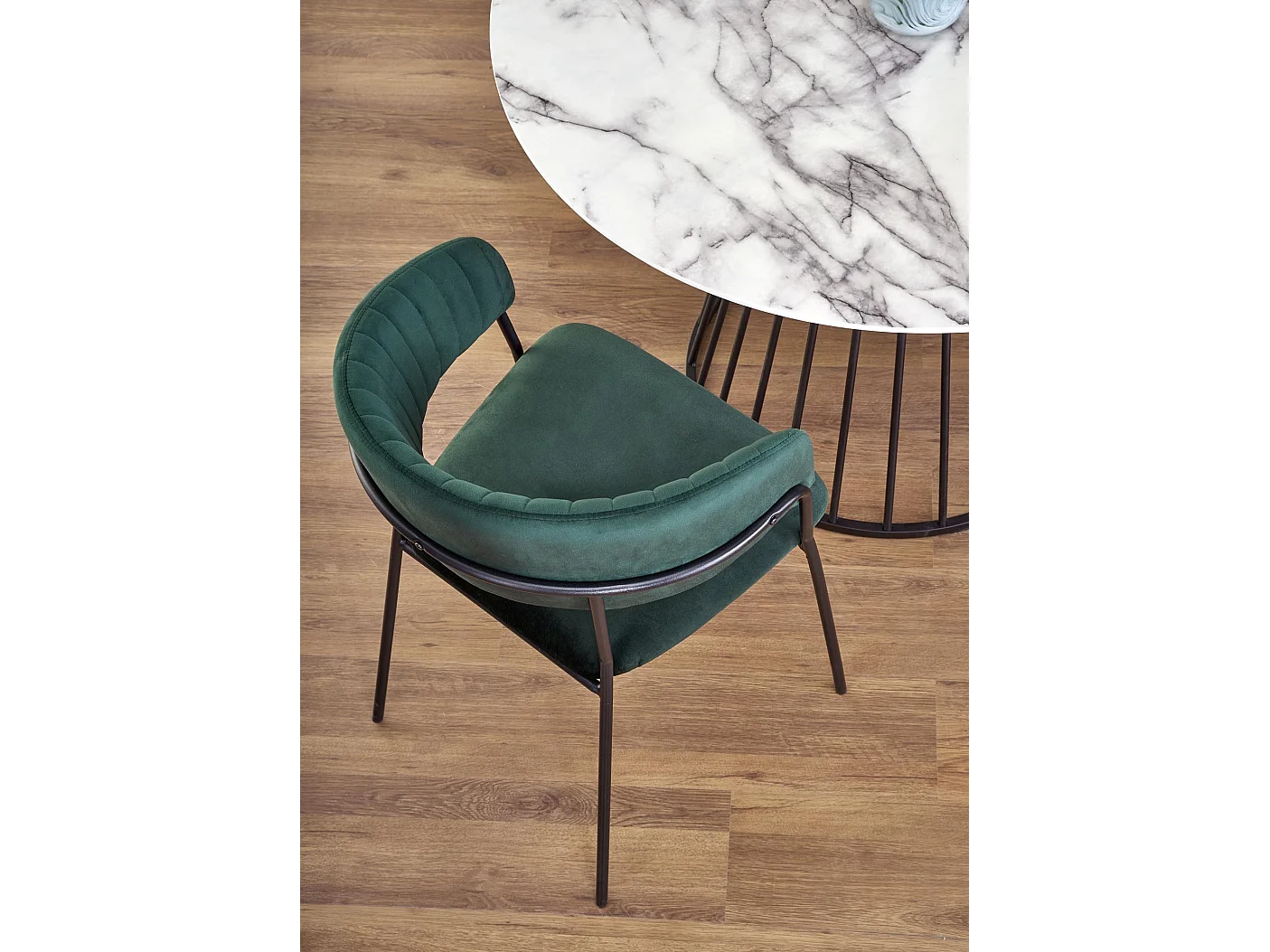 Table ronde en marbre pour 4 personnes 110x75 cm