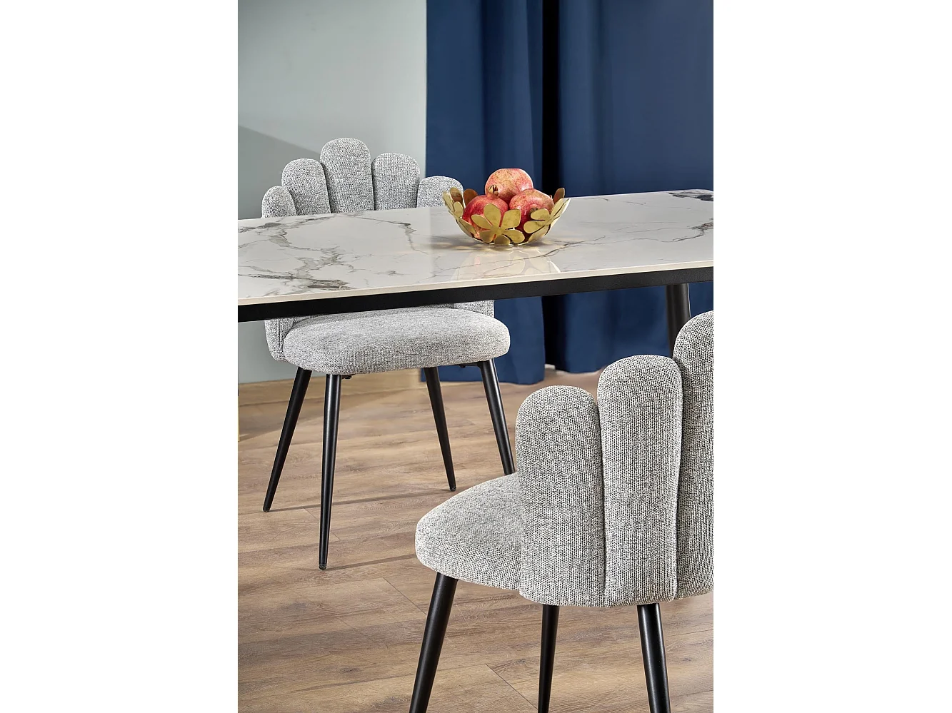 Table ronde pour 4 personnes en marbre 120x70 cm