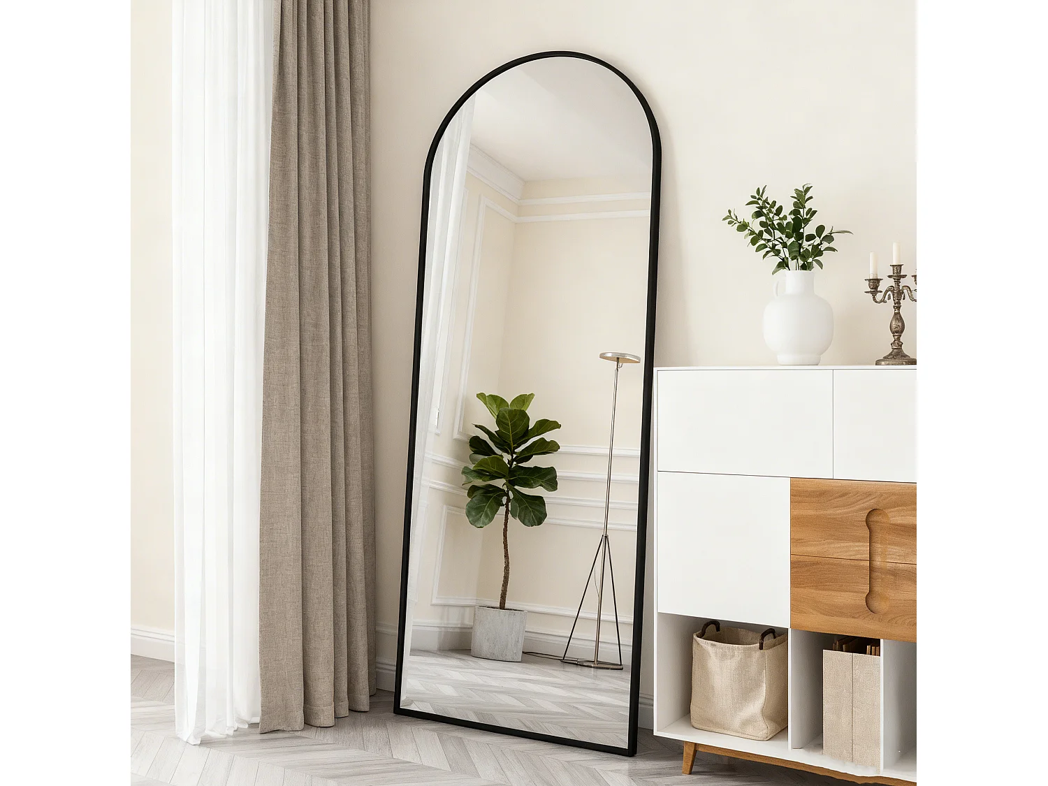 Grand miroir sur Pied arqué, Miroir mural cadre en métal et verre trempé, miroir Plein Corps Polyvalent, 80Lx180H cm, noir