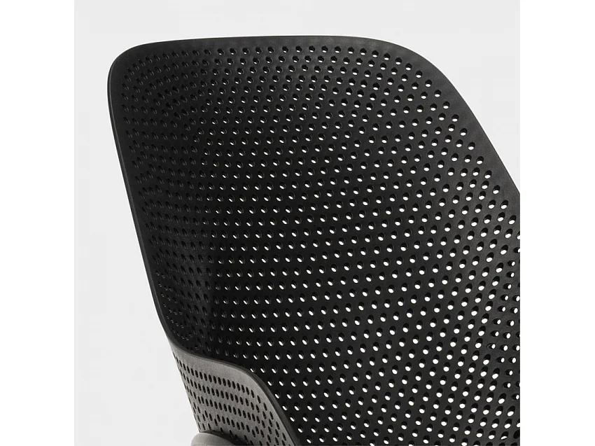 Sedie design moderno per cucina e bar in polipropilene Majestic - Nero