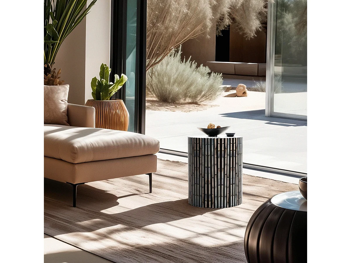 Table basse cylindrique incrustée de nacre blanche noire Ulan