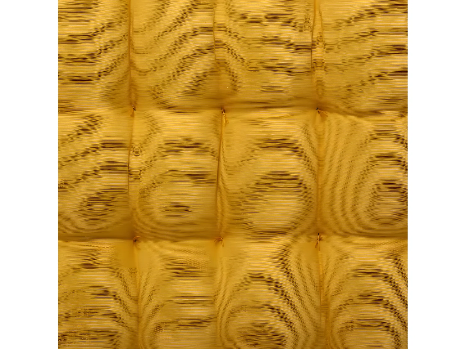 Alfombrilla con borlas