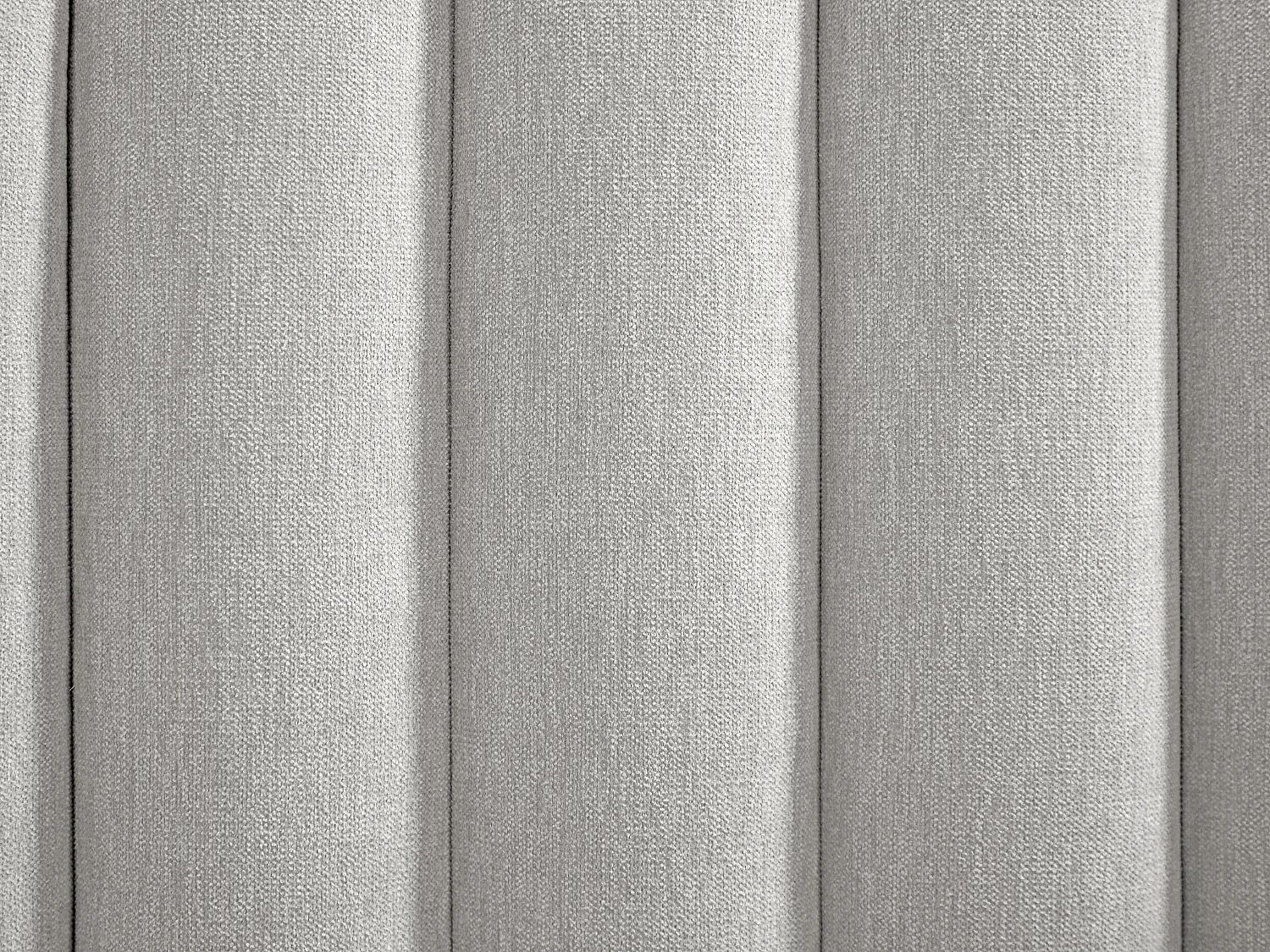 Lit coffre 180 x 200 cm – Tissu – Gris clair + Matelas - SARANELI