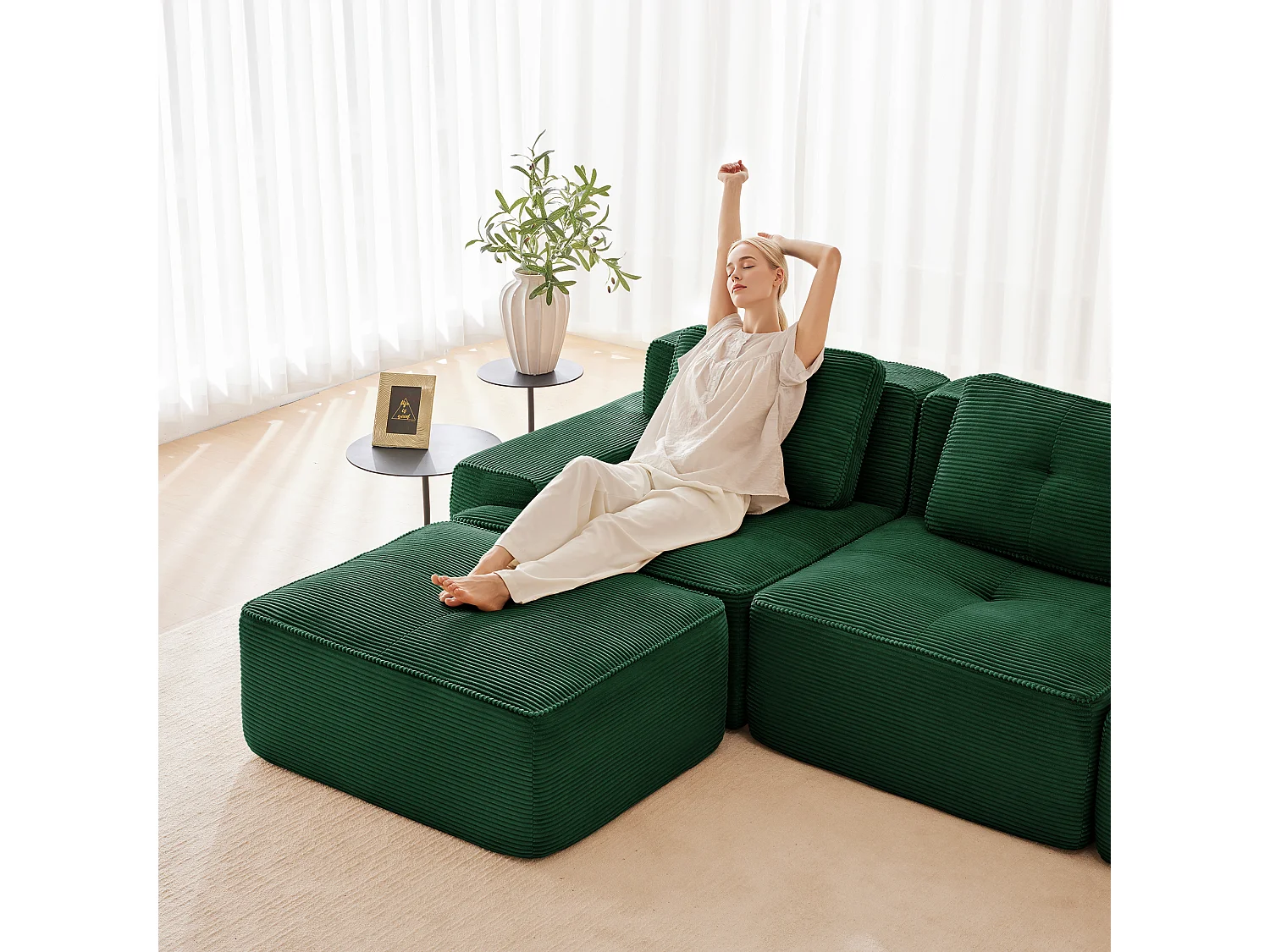 Modulaire Bank 2-zits in Ribfluweel, met poef en 2 kussens, 204x177x69cm, Groen